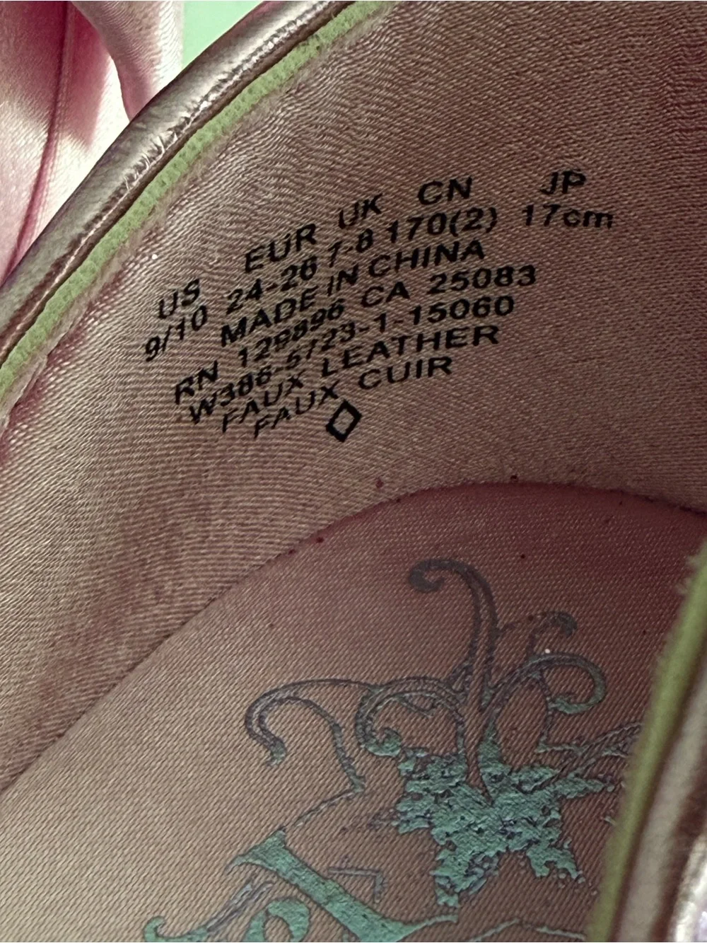 Disney Store Rapunzel Tangled Shoes Child Size 9/10